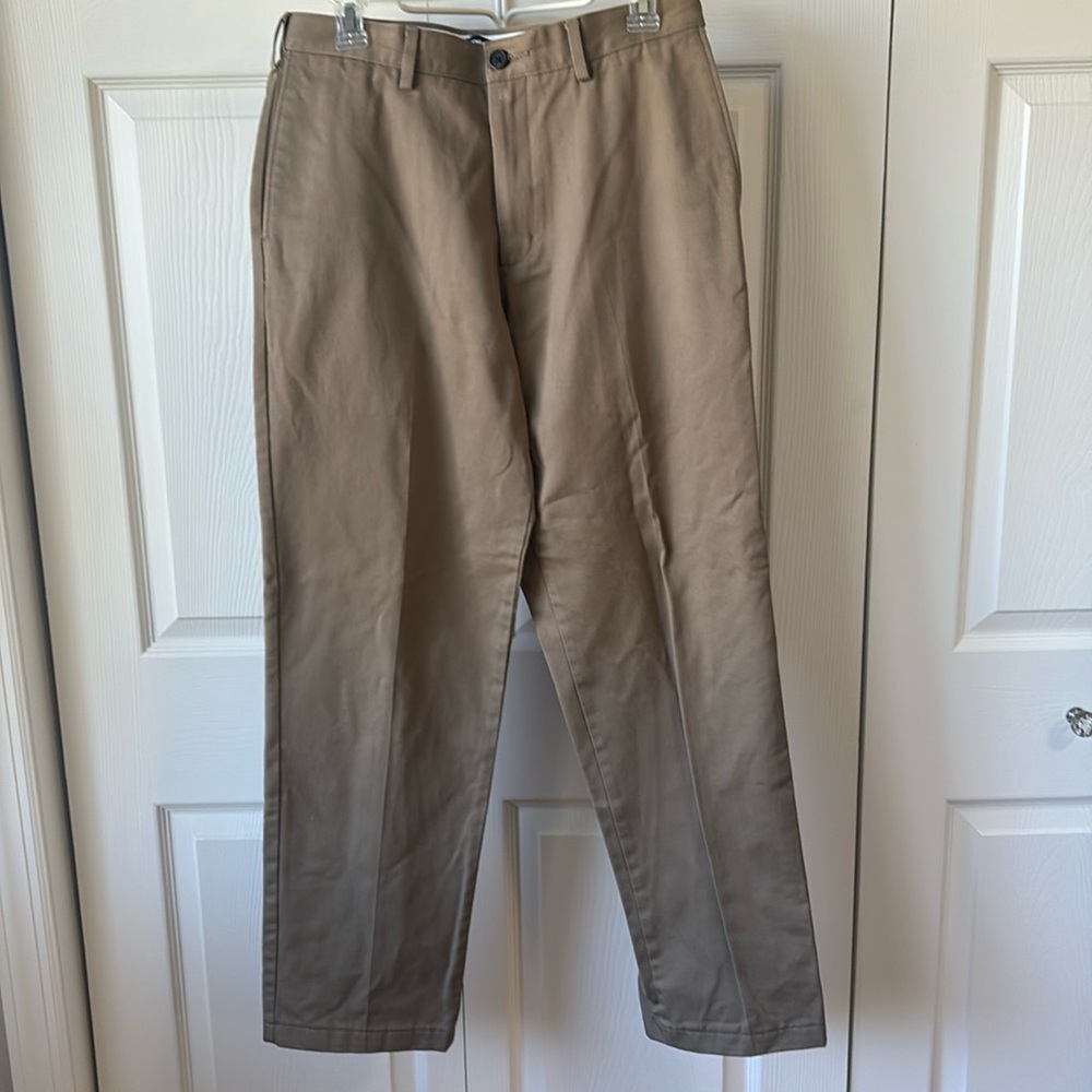 Lands’ End Men’s Traditional Fit Trousers/32 Waist, 31 Inseam